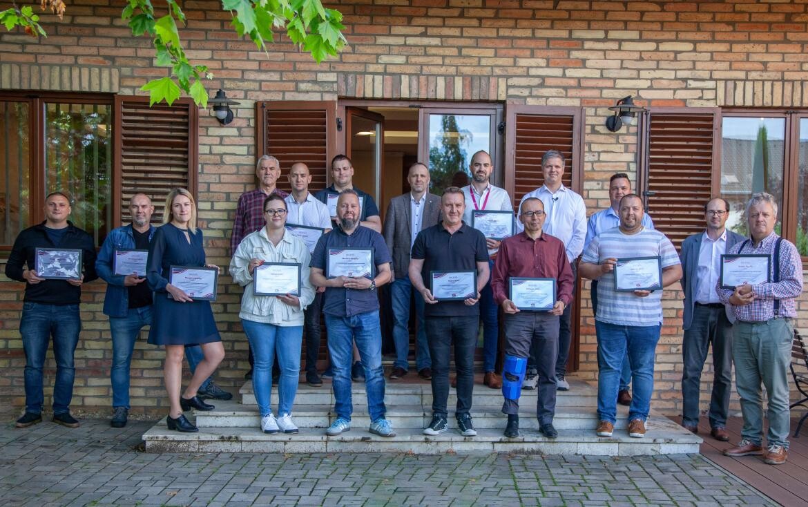 Tűzvédelmi eszközök üzemeltetését elektronikusan végzők képzése